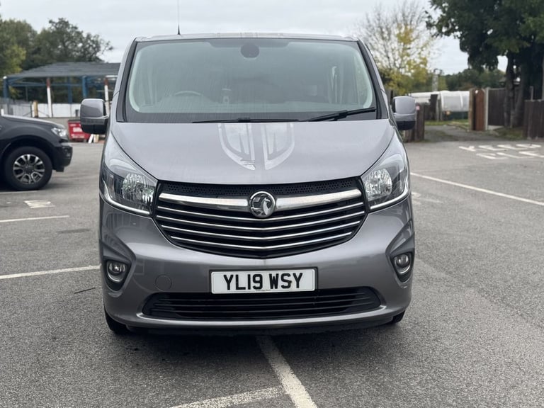 2019 Vauxhall Vivaro 1.6 CDTi 2900 BiTurbo ecoTEC Limited Edition Nav Crew Van Double Cab 5dr Di ...