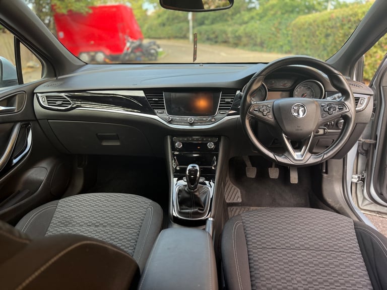 2016 Vauxhall Astra 1.0T SRI Petrol 5DR Hatchback - HPI CLEAR - ULEZ COMPLIANT 