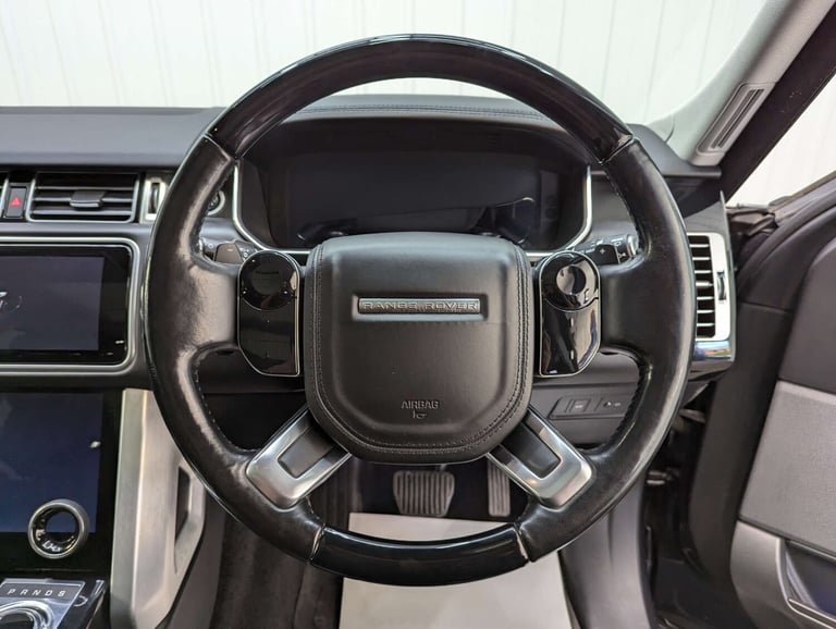 2018 Land Rover Range Rover 4.4 SDV8 Vogue SE 4dr Auto ESTATE DIESEL Automatic
