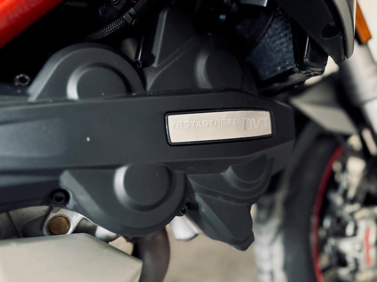 STUNNING 2020/20 DUCATI MULTISTRADA 1260 S GRAND TOUR MOTORCYCLE 