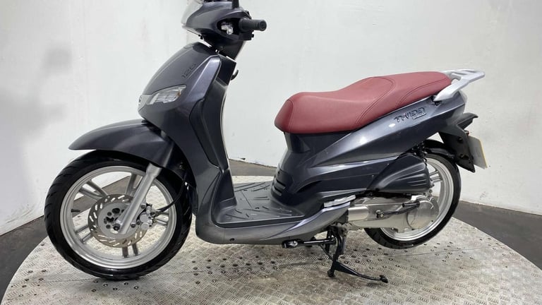 Peugeot Tweet VE 2015 LONG MOT SERVICED ONLY 1K 125CC SCOOTER