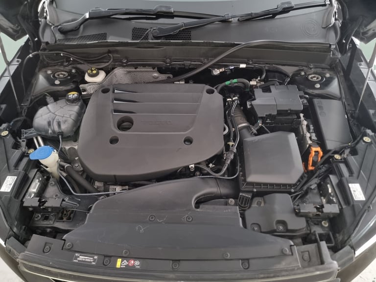 2022 Volvo XC40 2.0 B4 MHEV Ultimate SUV 5dr Petrol Hybrid DCT Auto Euro 6 (s/s) (197 ps) - Suv H...