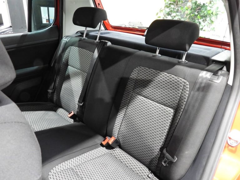 2010 60 SKODA FABIA 1.2 TSI SE HATCHBACK 5DR PETROL DSG EURO 5 (105 PS)