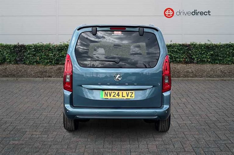 2024 Vauxhall Combo Life Electric 50kWh Ultimate MPV 5dr Electric Auto (7.4kW Charger) (136 ps) M...