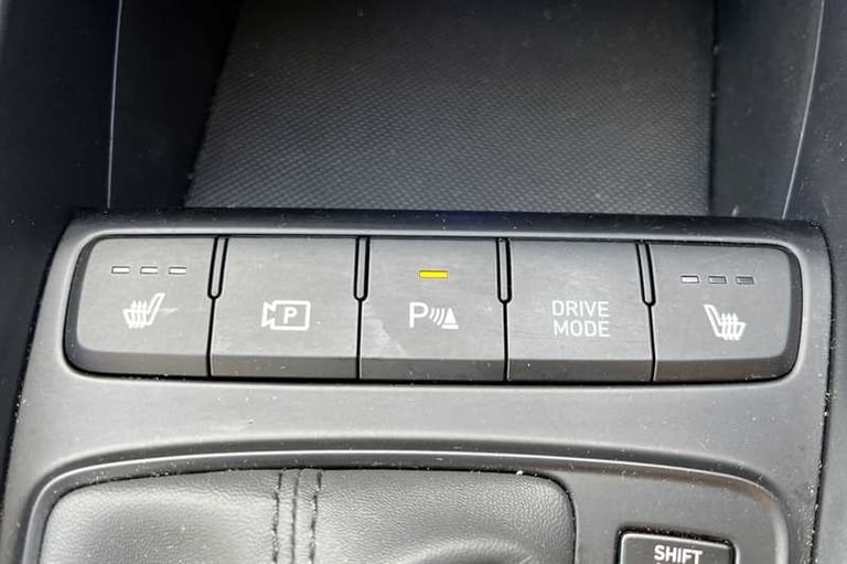 2024 Hyundai BAYON 1.0 TGDI PREMIUM 5DR DCT Hatchback Petrol Automatic