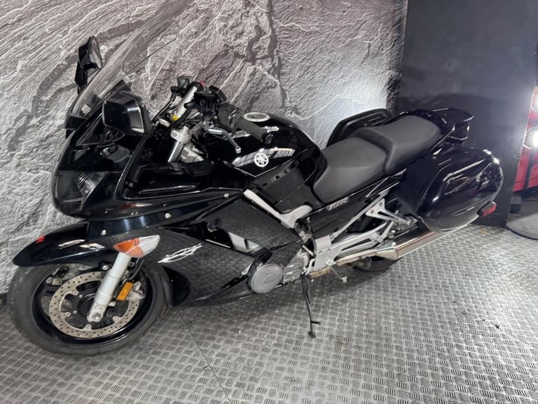 YAMAHA FJR 1300 FJR1300 2010