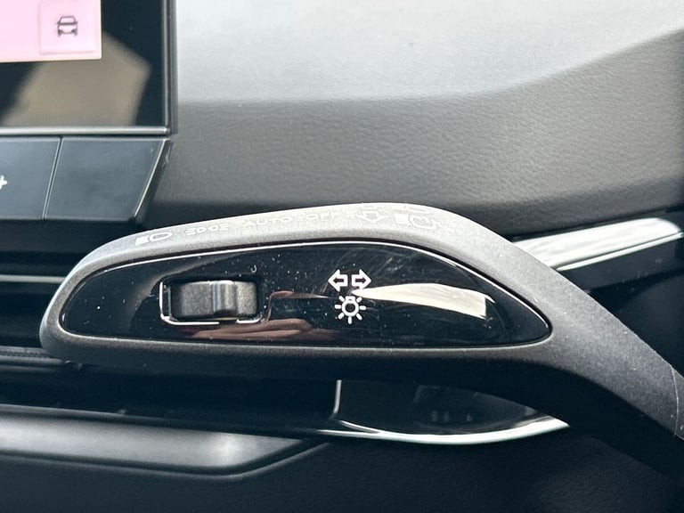 2025 MG MG4 64kWh Trophy Long Range Hatchback 5dr Electric Auto (203 ps) Hatchback ELECTRIC Autom...