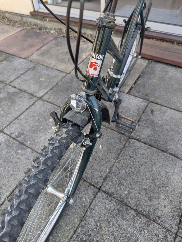 Falcon Legacy Bike 26in wheels 