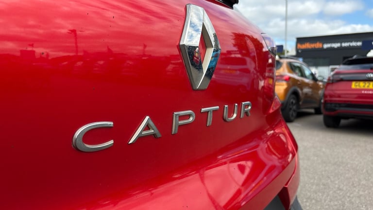 2022 Renault Captur 1.0 TCE 90 Iconic 5dr Petrol Hatchback Hatchback Petrol Manual