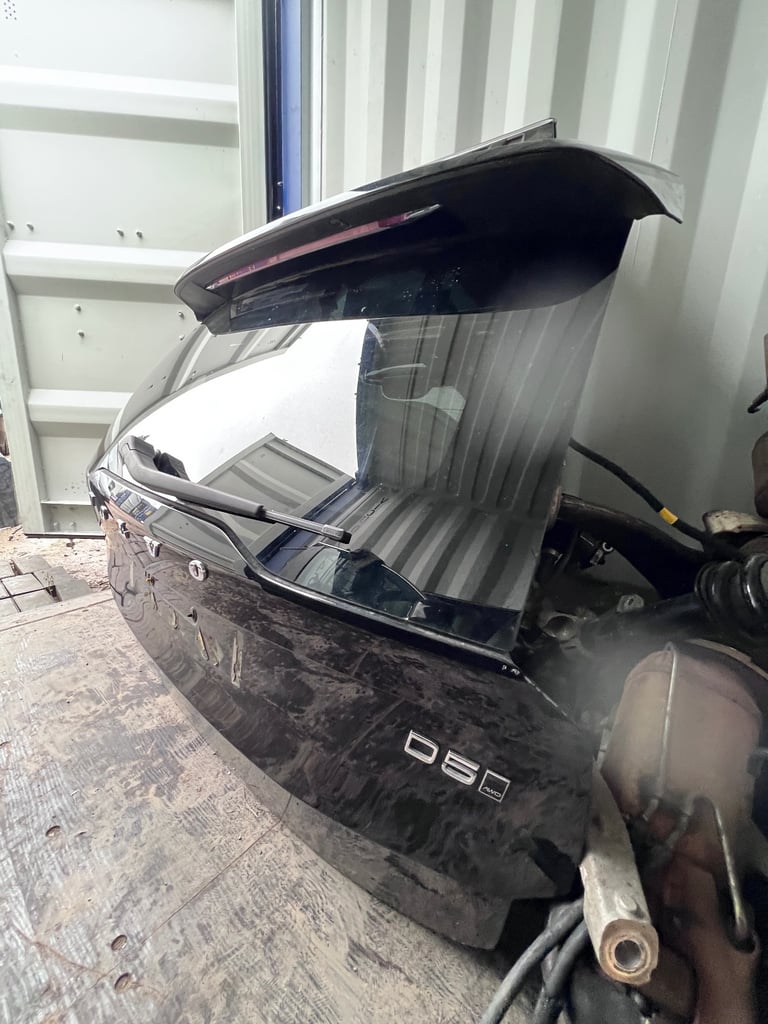 Volvo XC90 Rear Tailgate Black 2017