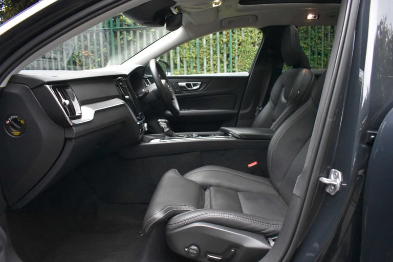 2018 Volvo V60 2.0 V60 Inscription Pro D4 Auto 5dr Estate Diesel Automatic