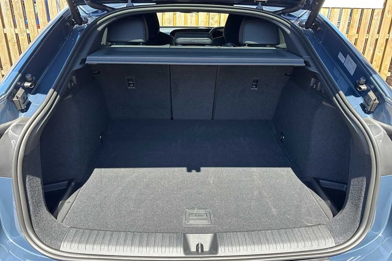 2025 Audi Q6 e-tron 225kW Performance 100kWh Edition 1 5dr Auto ESTATE ELECTRIC Automatic