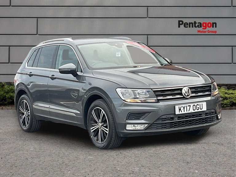 image for  Volkswagen Tiguan 1.4 Tsi Bluemotion Tech Se Navigation Suv 5dr Petrol Manual
