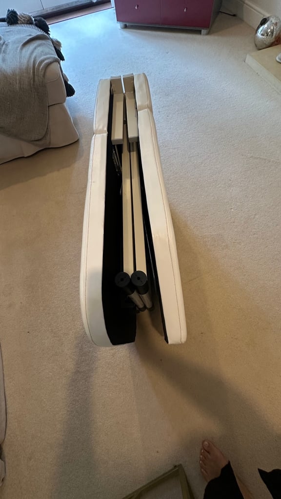 Portable Tri-fold Massage Bed Foldable Beauty Couch Tattoo Salon Therapy Bed