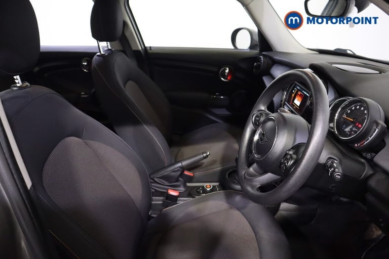 2019 MINI Hatch 1.5 Cooper Classic II 5dr Auto Hatchback Petrol Automatic