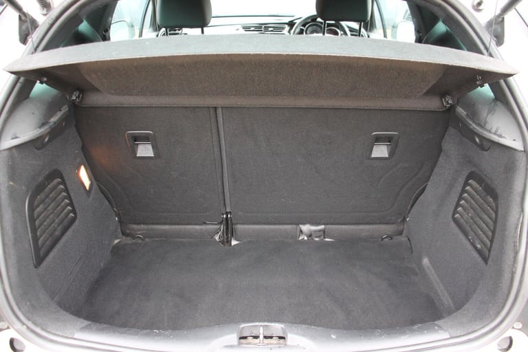 2011 Citroen DS3 1.6 e-HDi Airdream DStyle Plus 3dr HATCHBACK DIESEL Manual