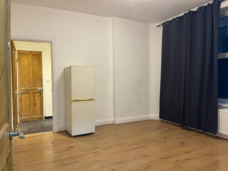 2/3 Bed Flat with Private Garden in Willesden – DSS Considered