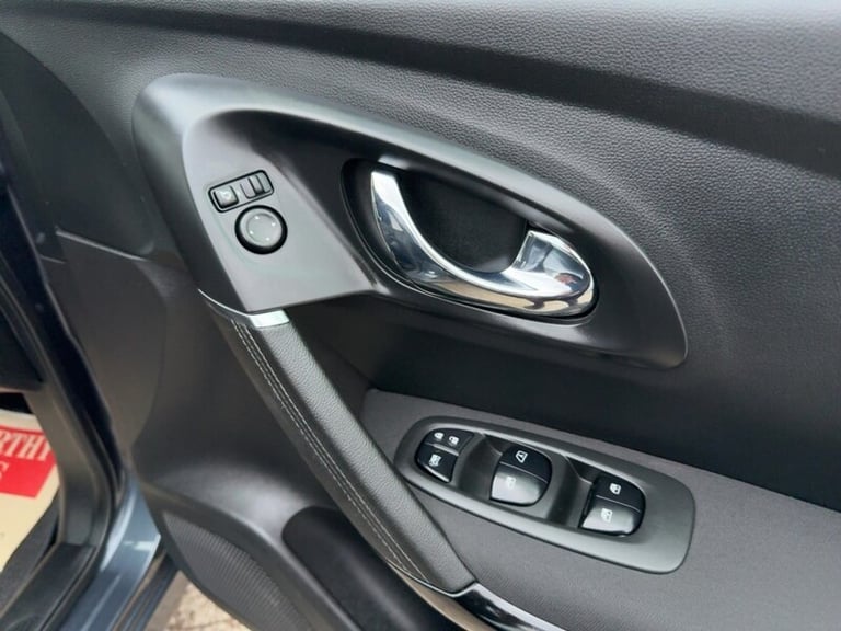 2017 Renault Kadjar TCe Dynamique Nav SUV Petrol Manual