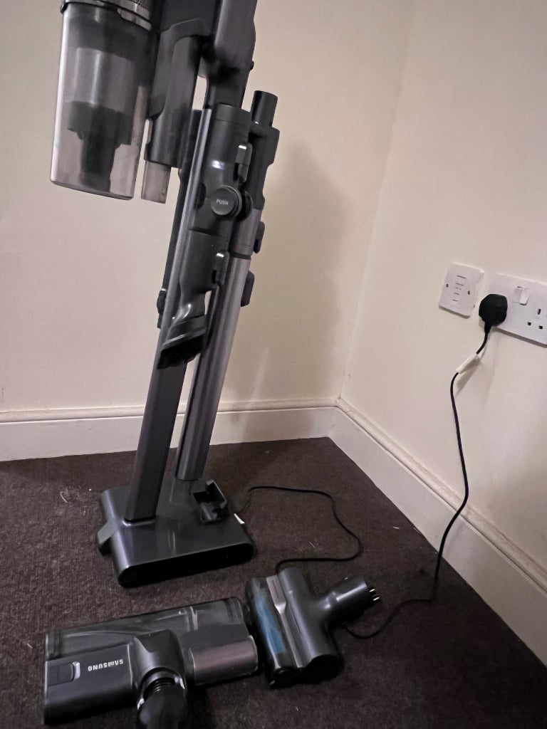 Samsung Jet™ 90 Pro Cordless Stick Vacuum Cleaner Max 200W Suction Power