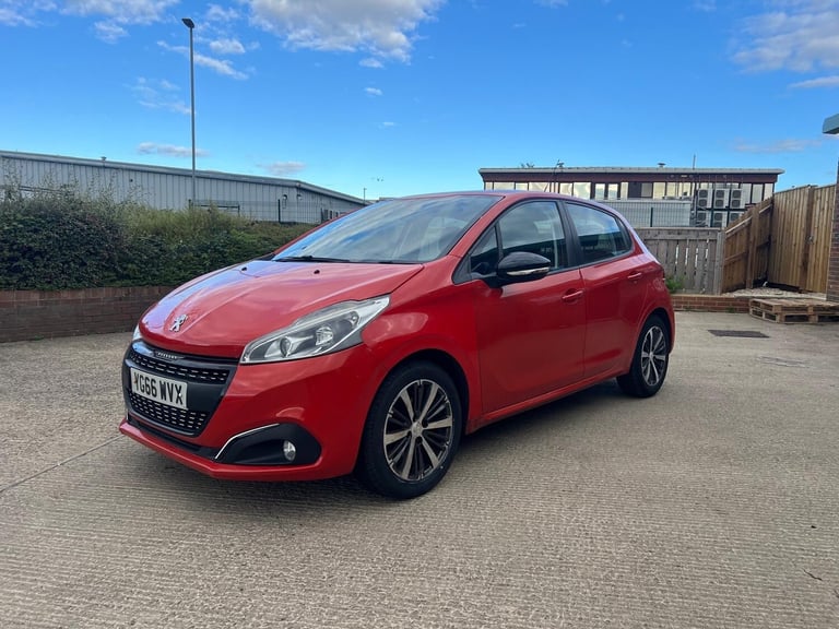 2016 Peugeot 208 1.2 PureTech Active Design Menthol 5dr HATCHBACK Petrol Manual