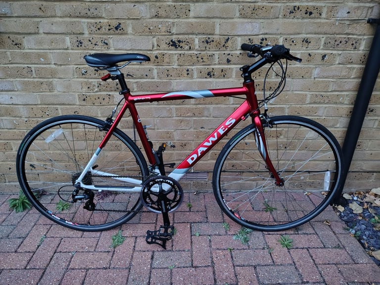 Dawes Giro 300 Flat Bar Road Bike Mens Bicycle