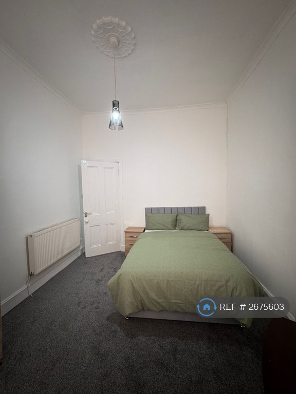 1 bedroom in Allison Street, Glasgow, G42 (#2675603)