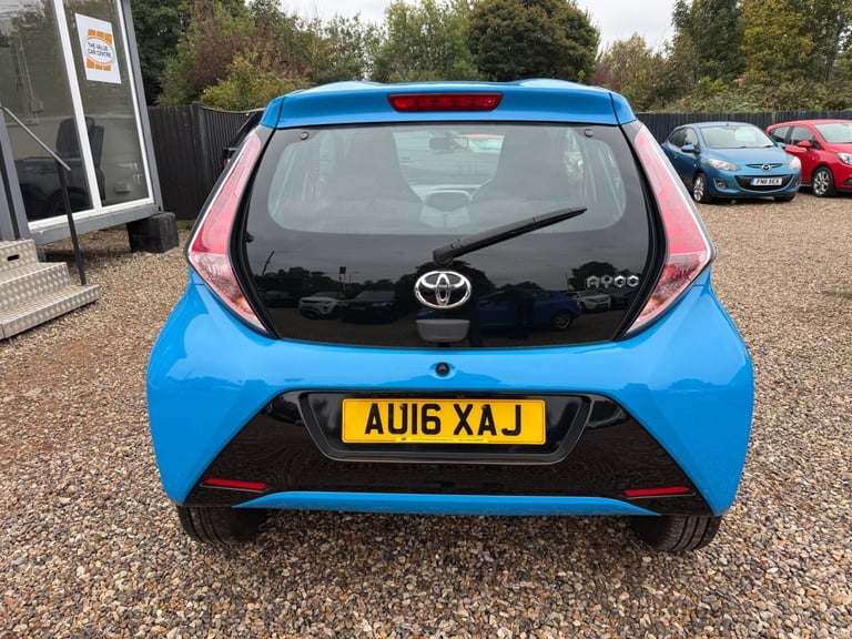 2016 Toyota AYGO 1.0 VVT-i x-cite x-shift Euro 6 5dr HATCHBACK Petrol Automatic