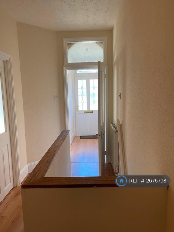 Studio flat in Hayle Road, Maidstone, ME15 (#2676798)