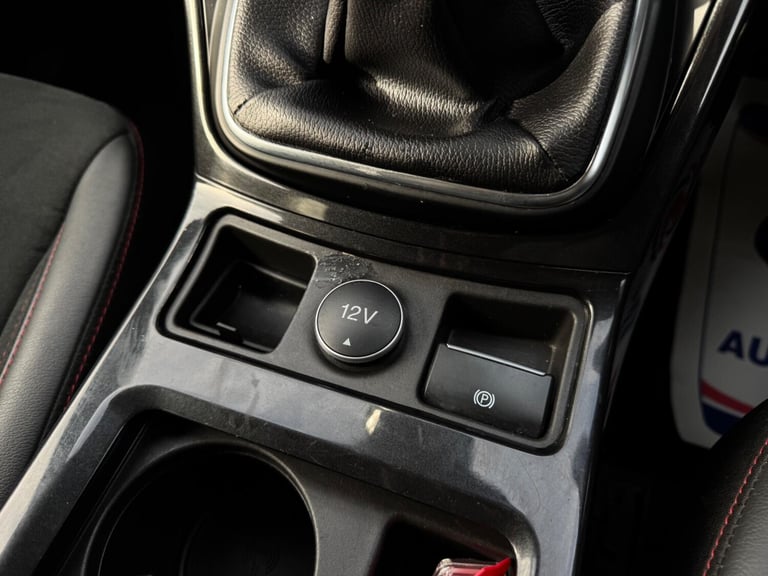 2019 Ford Kuga 1.5T EcoBoost ST-Line Euro 6 (s/s) 5dr HATCHBACK Petrol Manual