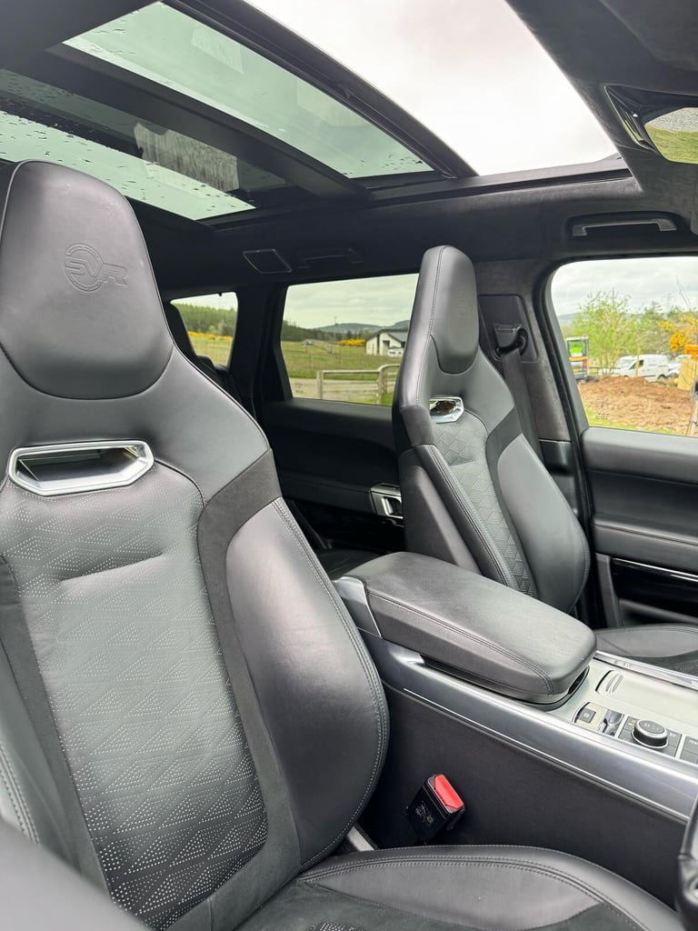 LAND ROVER RANGE ROVER SPORT 5.0 P575 V8 SVR 2020