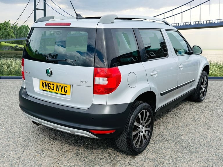 2013 Skoda Yeti 2.0 TDI Laurin &amp; Klement SUV 5dr Diesel Manual 4WD Euro 5 (170 ps) HATCHBACK ...