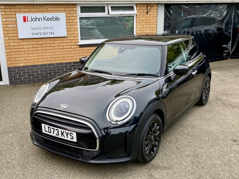 2023 MINI Hatch 1.5 Cooper Classic Hatchback 3dr Petrol Manual Euro 6 (s/s) (136 ps) Hatchback Pe...