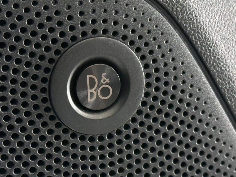 2020 Ford Focus 1.0T EcoBoost Vignale Euro 6 (s/s) 5dr HATCHBACK Petrol Manual