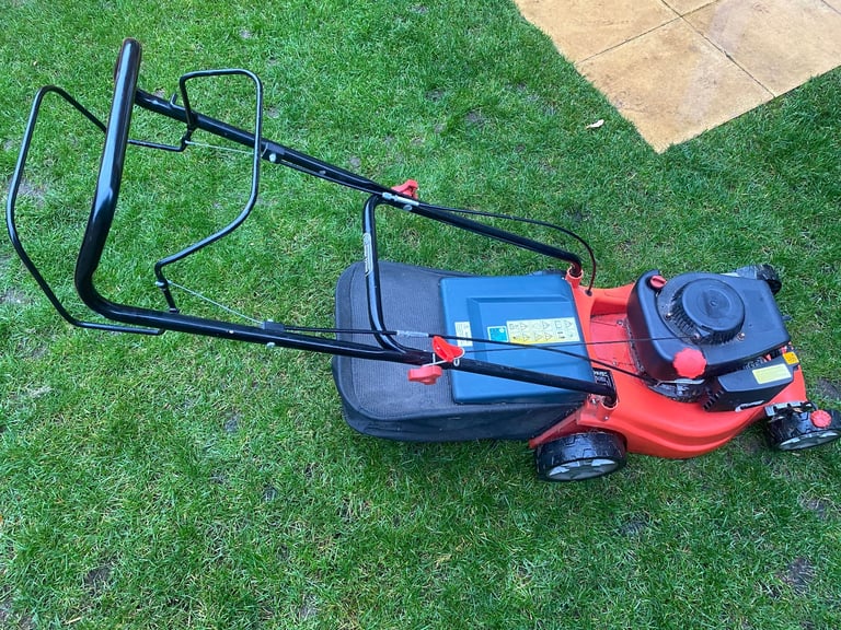 Self propelled petrol lawnmower.  Good working order