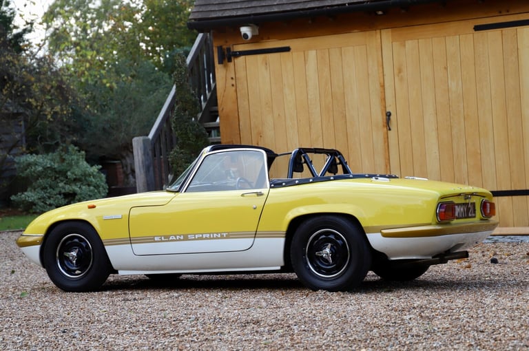 1972 Lotus Elan 1972.  £20k repaint in Lotus Yellow / Cirrus White. Mohair Hoo  PETROL Manual