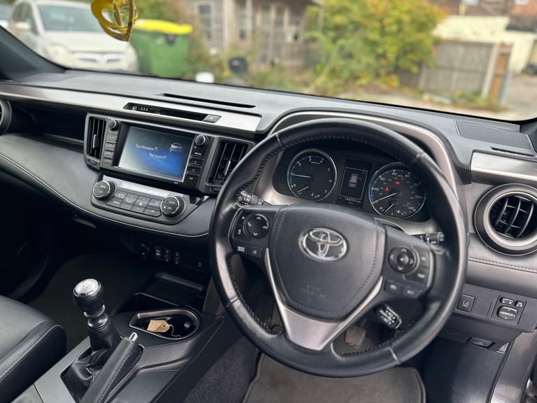 2017 Toyota RAV4 2.0 D-4D Excel TSS 5dr [Nav] 2WD ESTATE Diesel Manual