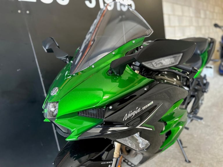 Stunning One Owner 2023/23 Kawasaki Ninja H2 SX Motorcycle 