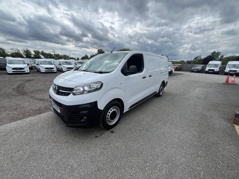 2022 72 VAUXHALL VIVARO 1.5 TURBO D 2900 DYNAMIC PANEL VAN 6DR DIESEL MANUAL L2 