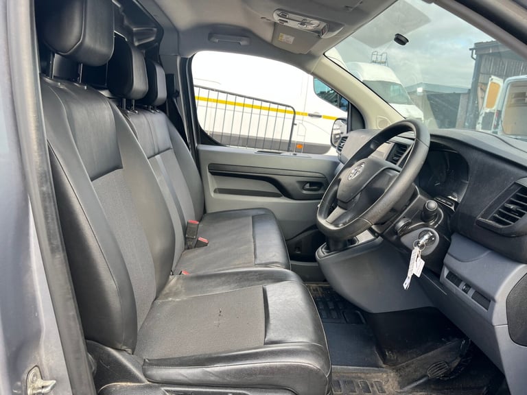 2020 Vauxhall Vivaro 2700 1.5d 100PS Edition H1 Van PANEL VAN Diesel Manual