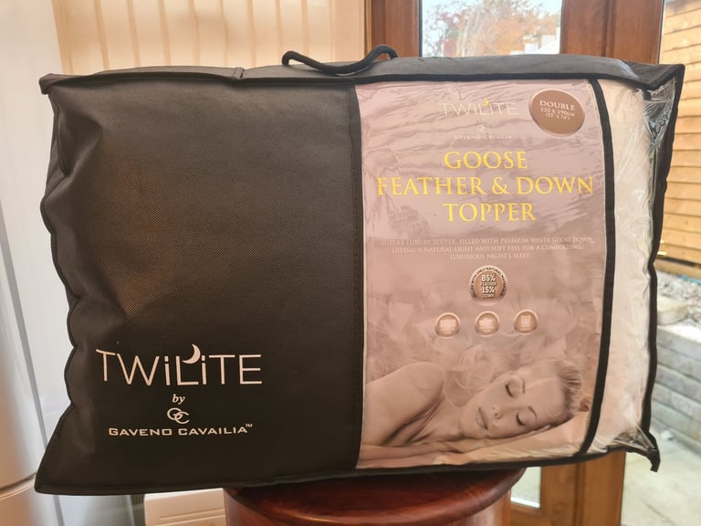 🛏️ Twilite Goose Feather & Down Mattress Topper – Double (Brand New, Sealed)