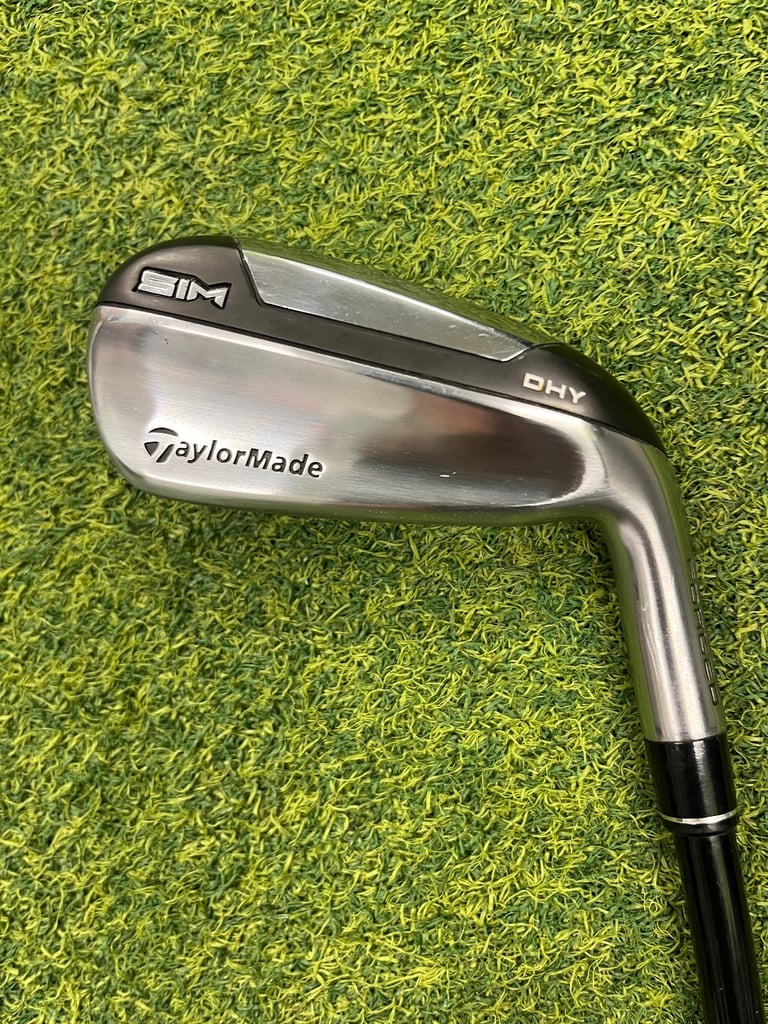 image for TAYLORMADE SIM DHY #4 DRIVING IRON. STIFF FLEX. VGC