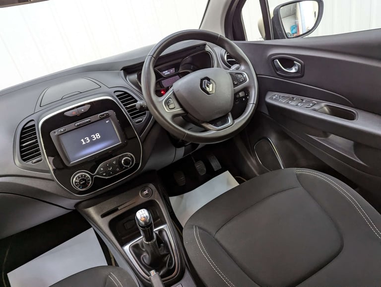 2018 Renault Captur 0.9 Captur Iconic TCe 5dr SUV Petrol Manual