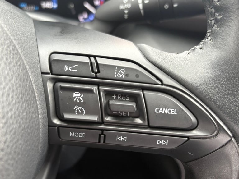 2022 Toyota Yaris Cross 1.5 VVT-h Excel SUV 5dr Petrol Hybrid E-CVT Euro 6 (s/s) (116 ps) Petrol/...