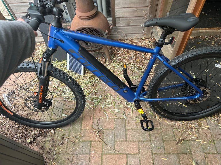 Carrera Vulcan e-bike medium frame excellent condition worth £1500