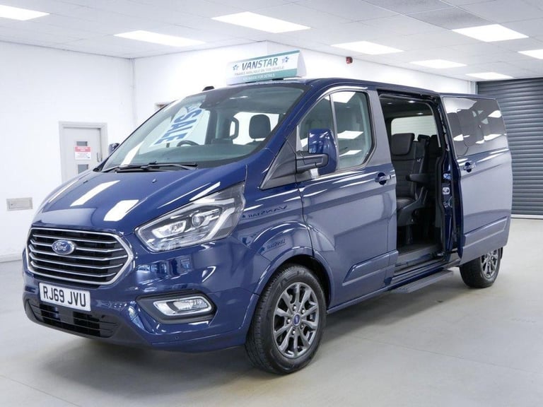 69 FORD TOURNEO CUSTOM 320 2.0 EBL 185 BHP L2 LONG TITANIUM X AUTO 8 SEATER