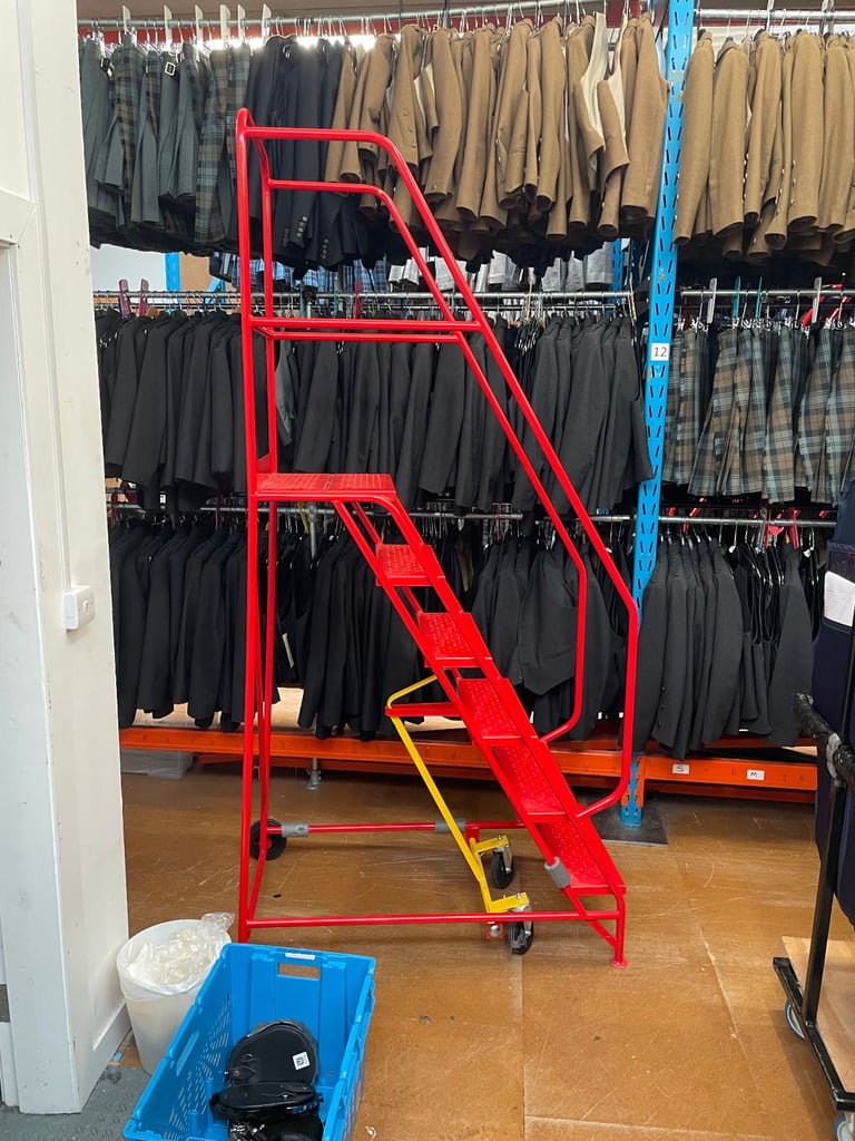 Klime Ezee Red Six Step / Six Tred Mobile Warehouse Steps