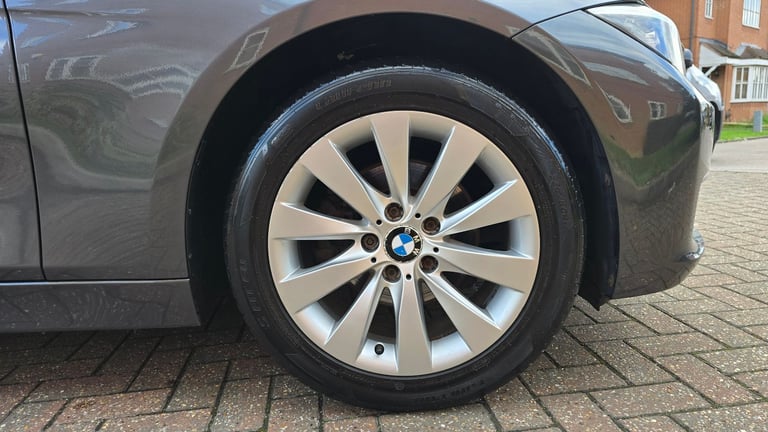 2013 Bmw 3 Series 320I Modern Manual Petrol Saloon Ulez Free 