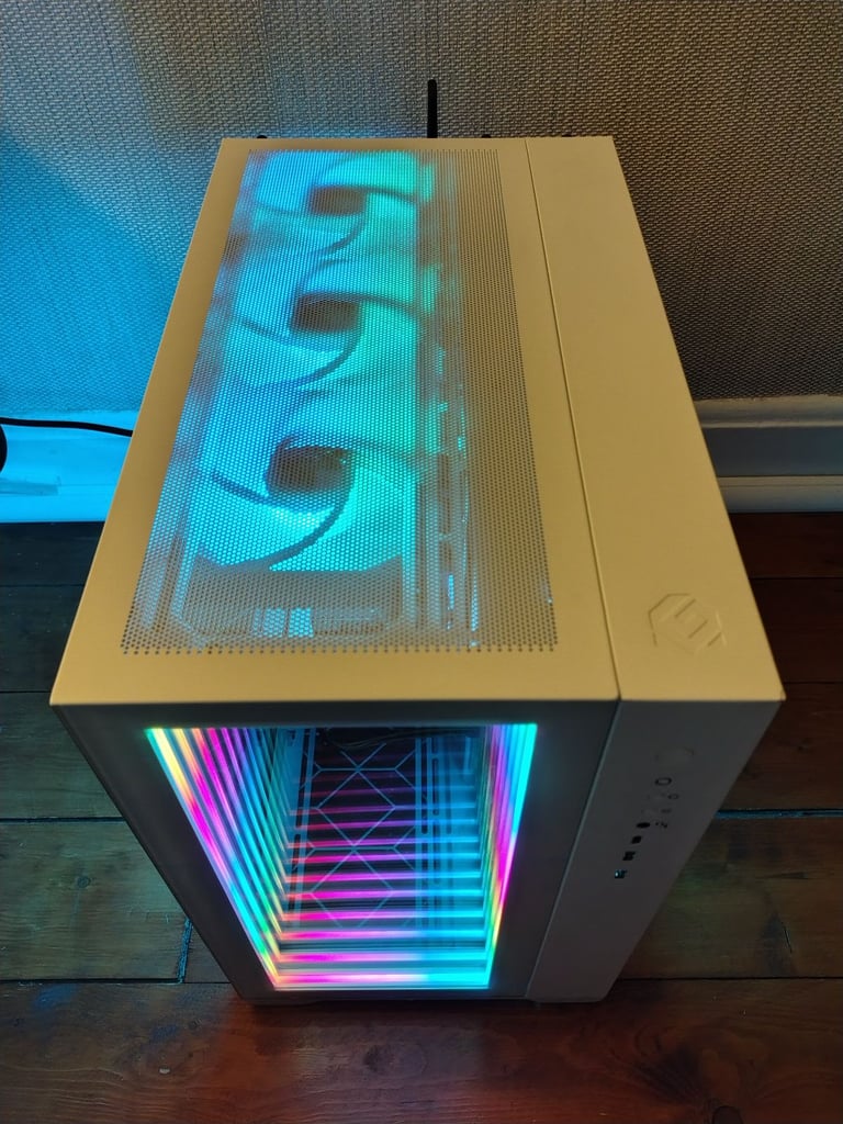 Gaming PC - Ryzen 5500, RX 6600 XT, 16GB DDR4, 1TB, Windows 11 Pro, aRGB