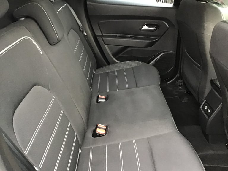 2022 Dacia Duster 1.3 TCe 150 Prestige 5dr EDC HATCHBACK PETROL Automatic