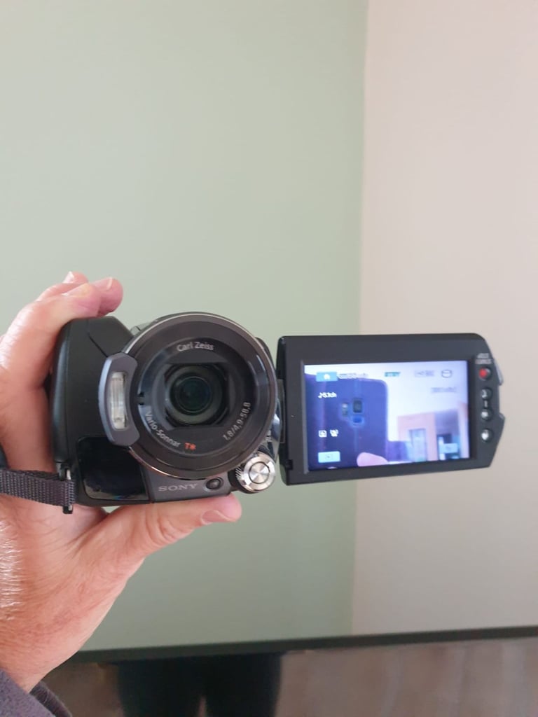 image for Sony HDR-S511E Camcorder with camera bah